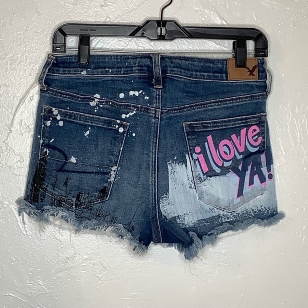 Vintage AE  hi rise festival Distressed “I love ya”  jean shorts SZ 8 EUC - Picture 2 of 14
